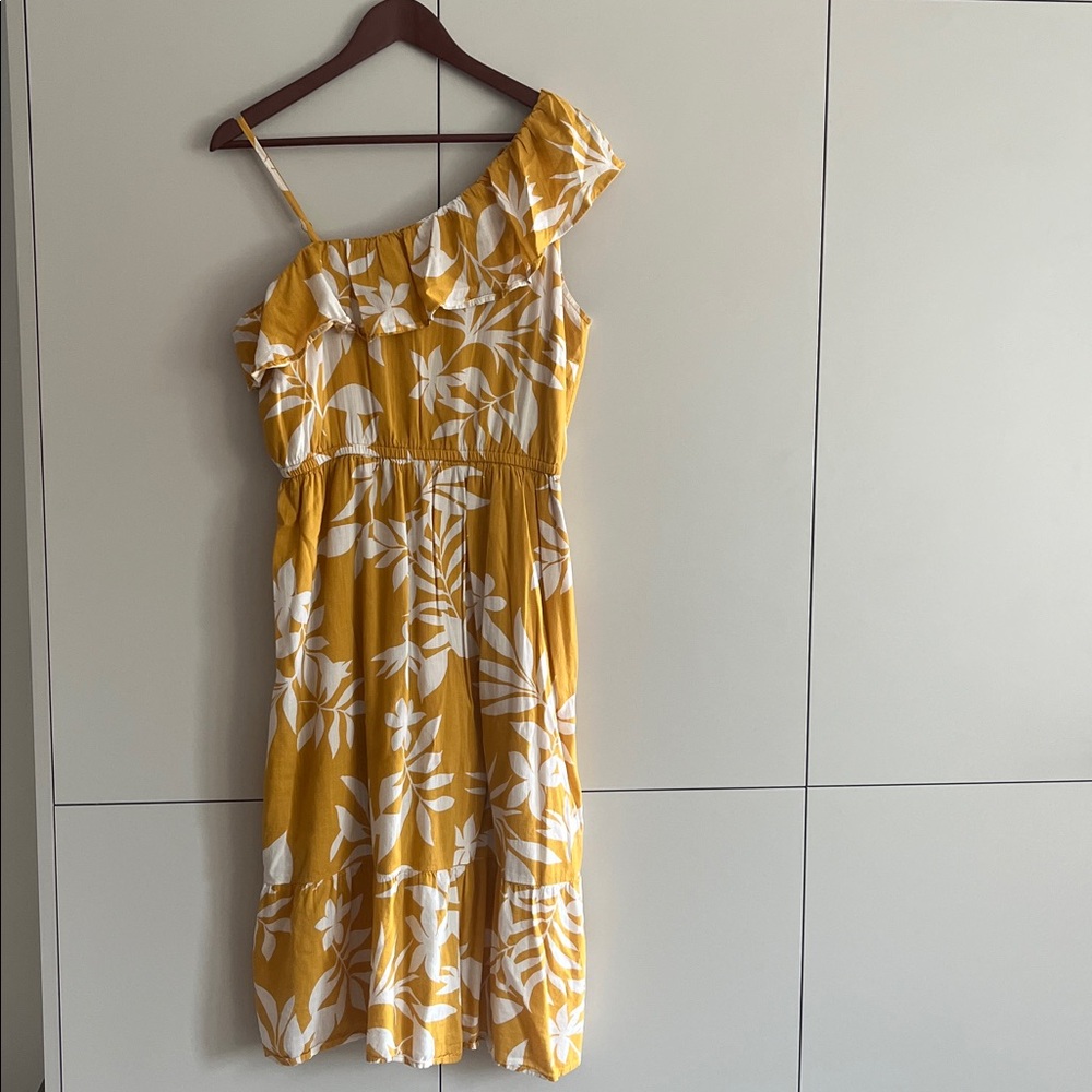 Old Navy Mustard Dress with White Floral Design - M